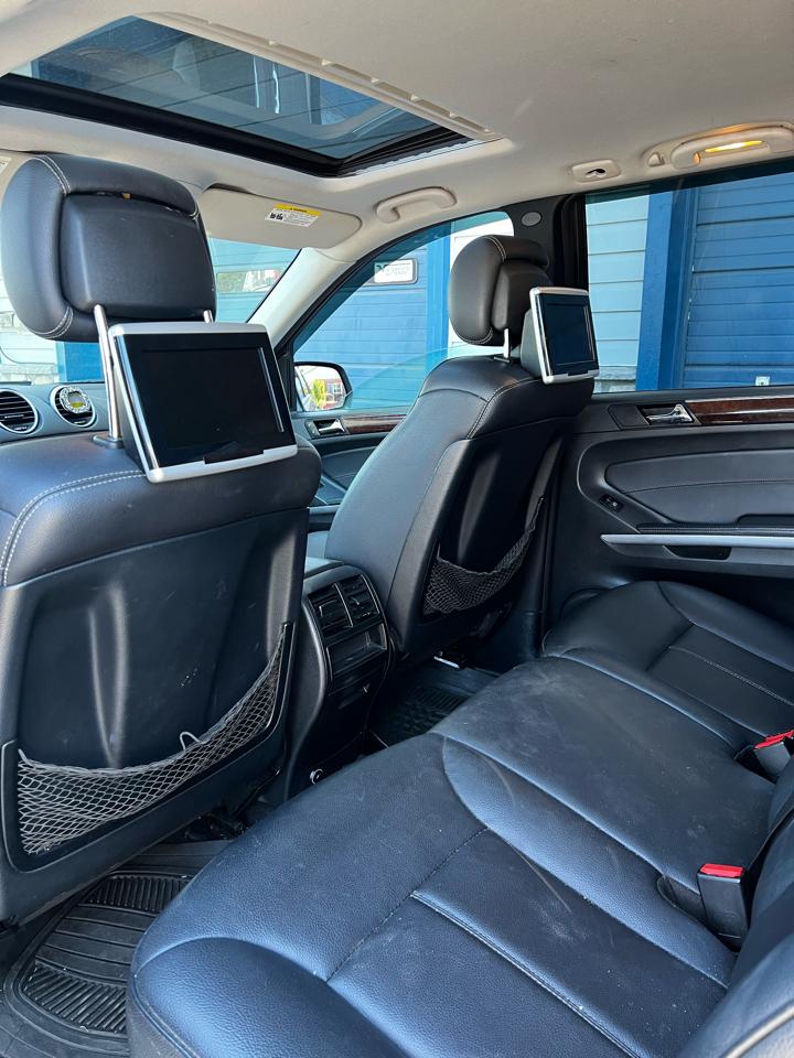 Mercedes-Benz GL-Class  2010