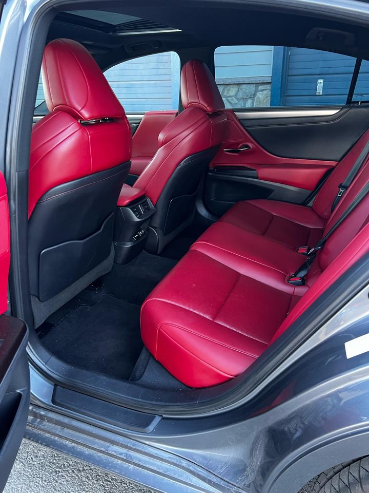 Lexus ES 350  2019