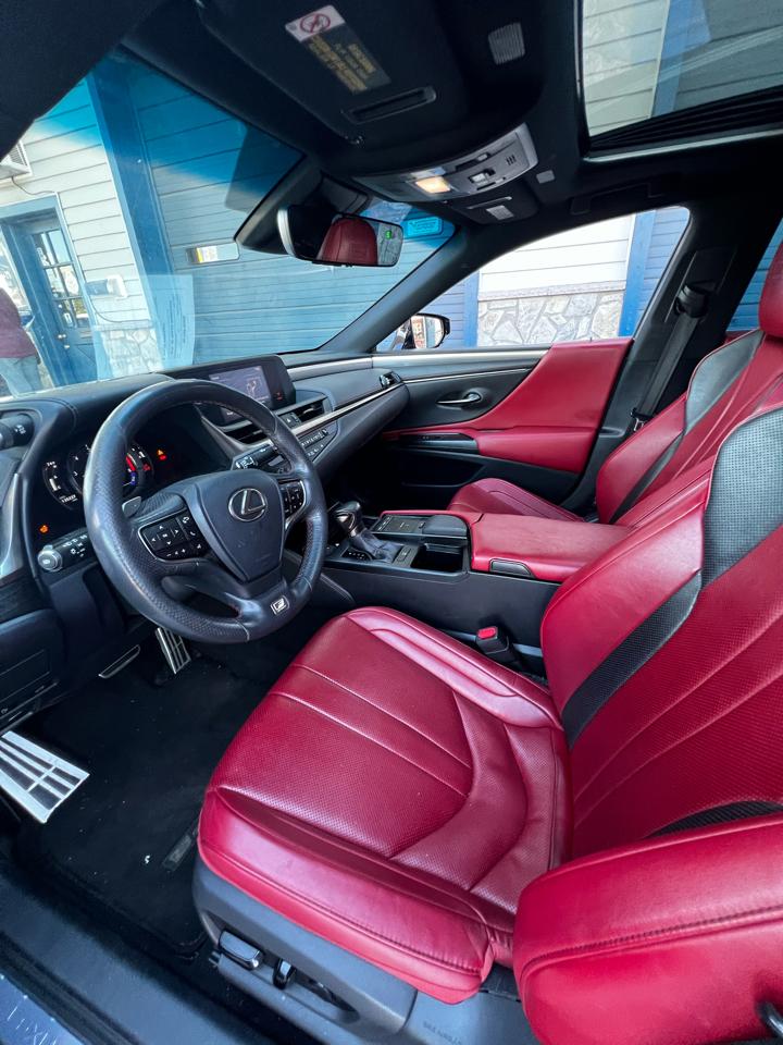 Lexus ES 350  2019