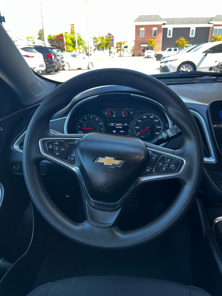 Chevrolet Malibu  2023