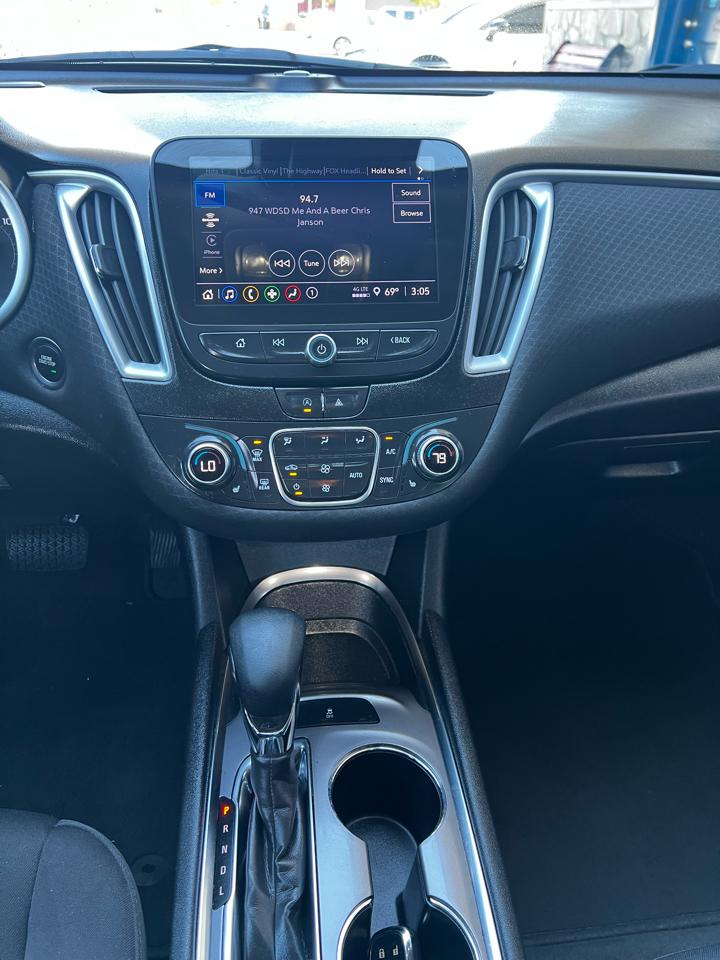 Chevrolet Malibu  2023