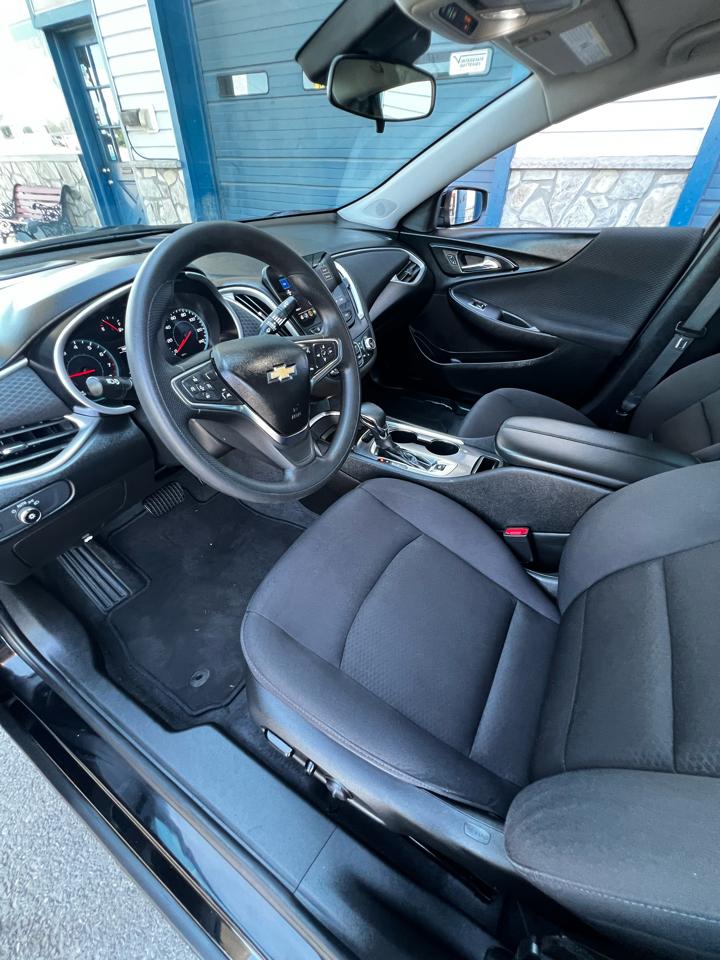 Chevrolet Malibu  2023