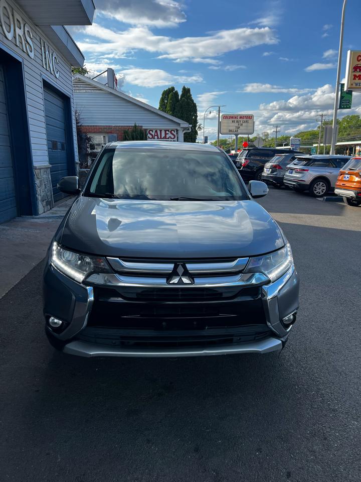 Mitsubishi Outlander  2017