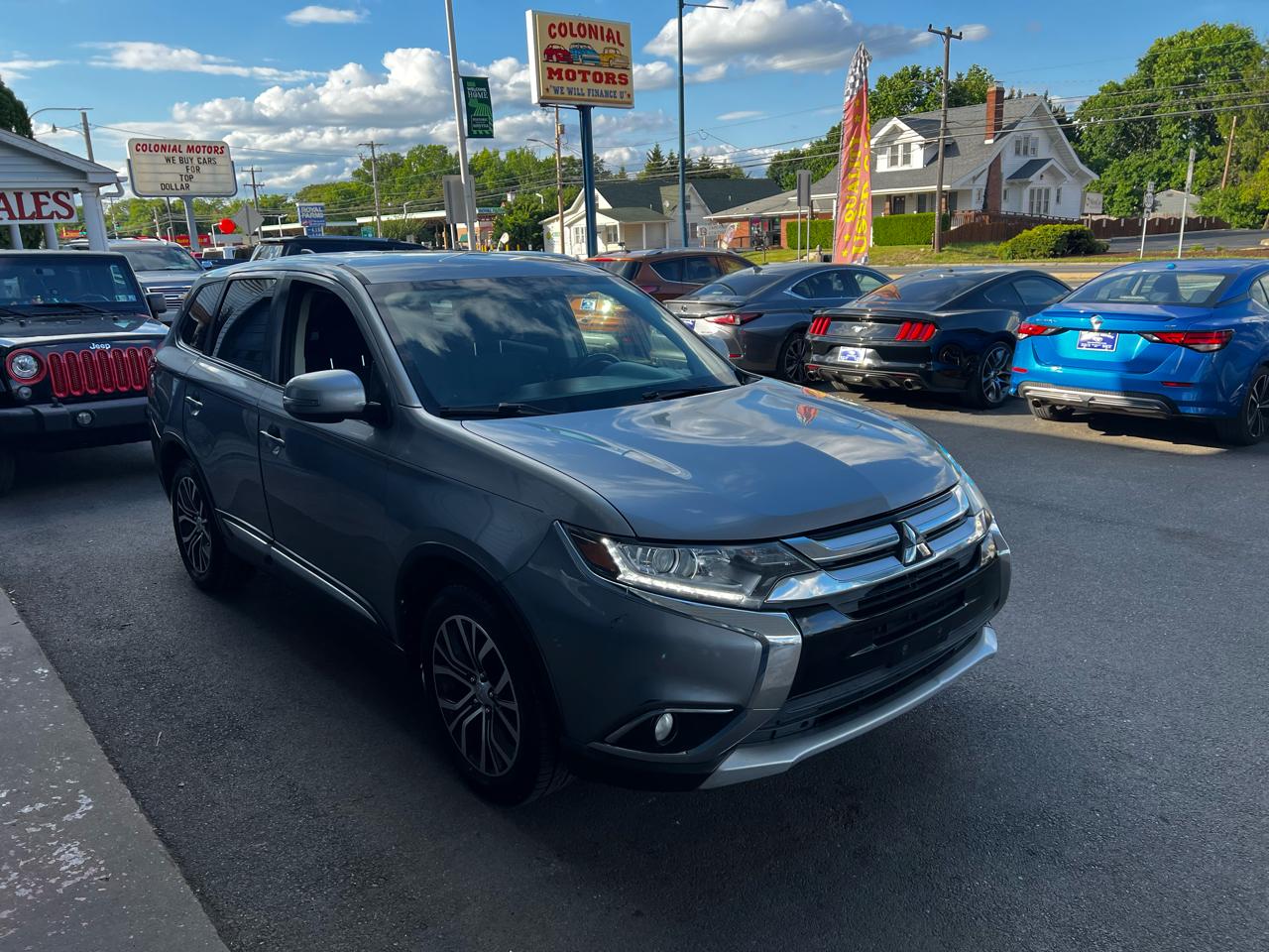 Mitsubishi Outlander  2017