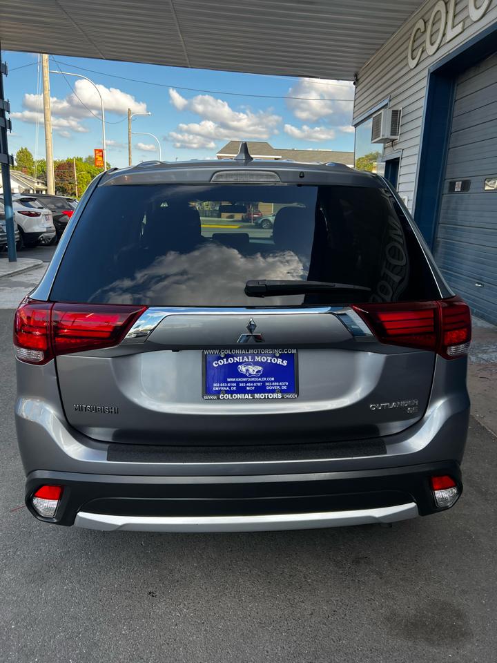 Mitsubishi Outlander  2017