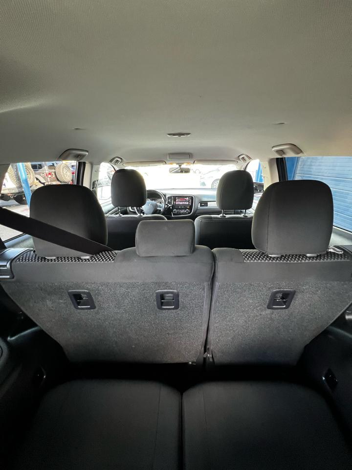 Mitsubishi Outlander  2017