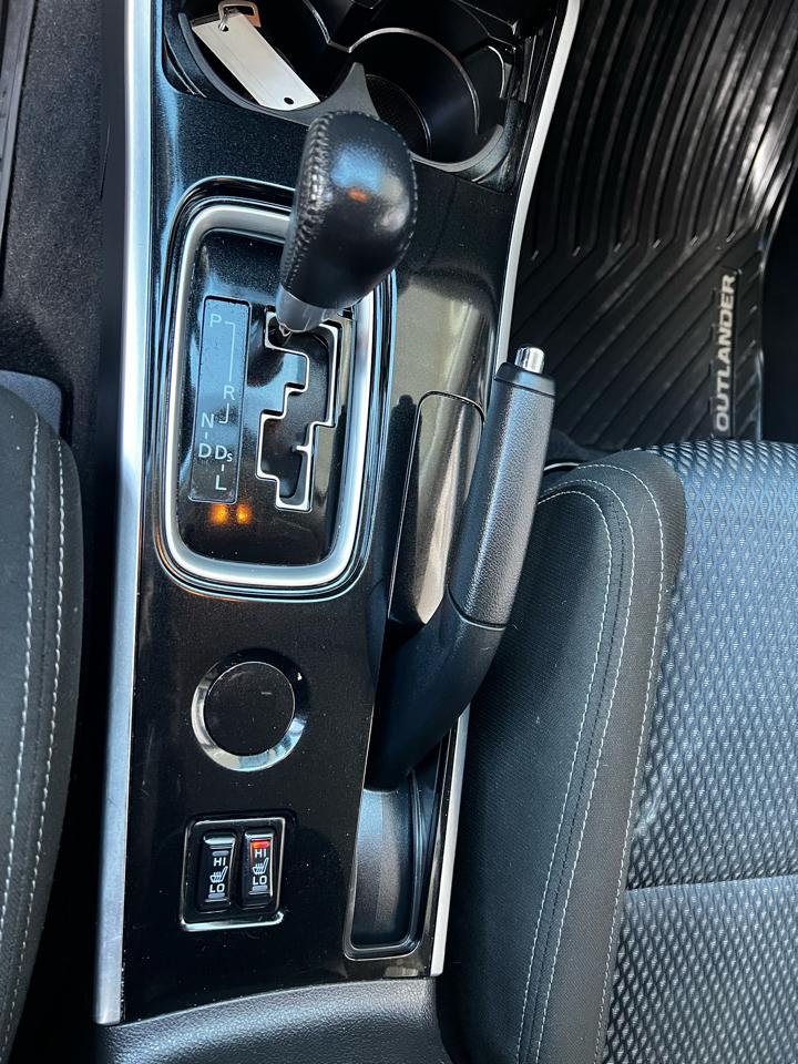 Mitsubishi Outlander  2017