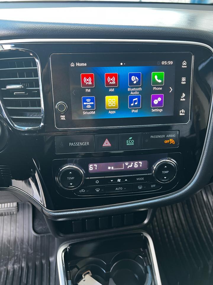 Mitsubishi Outlander  2017
