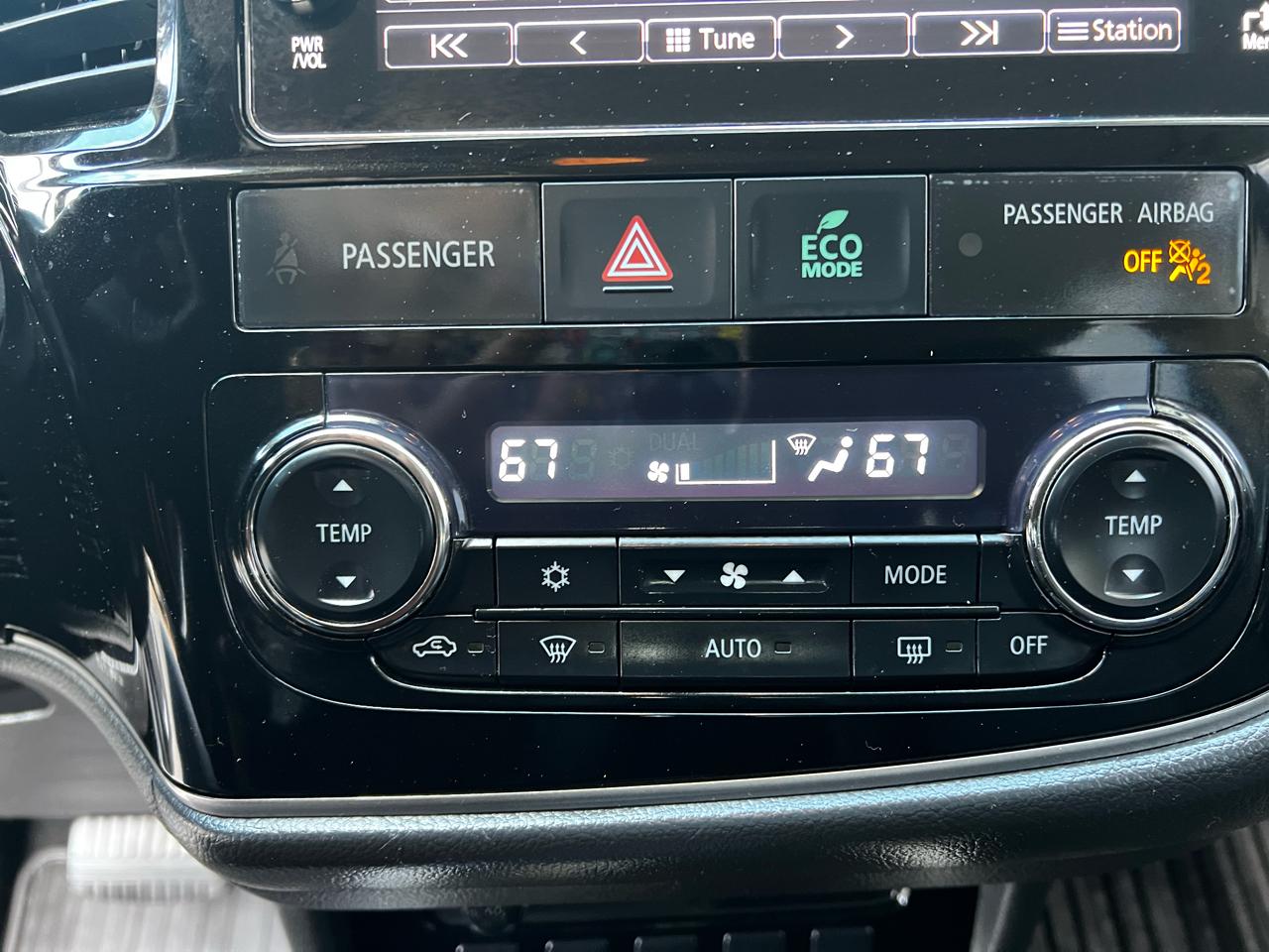 Mitsubishi Outlander  2017