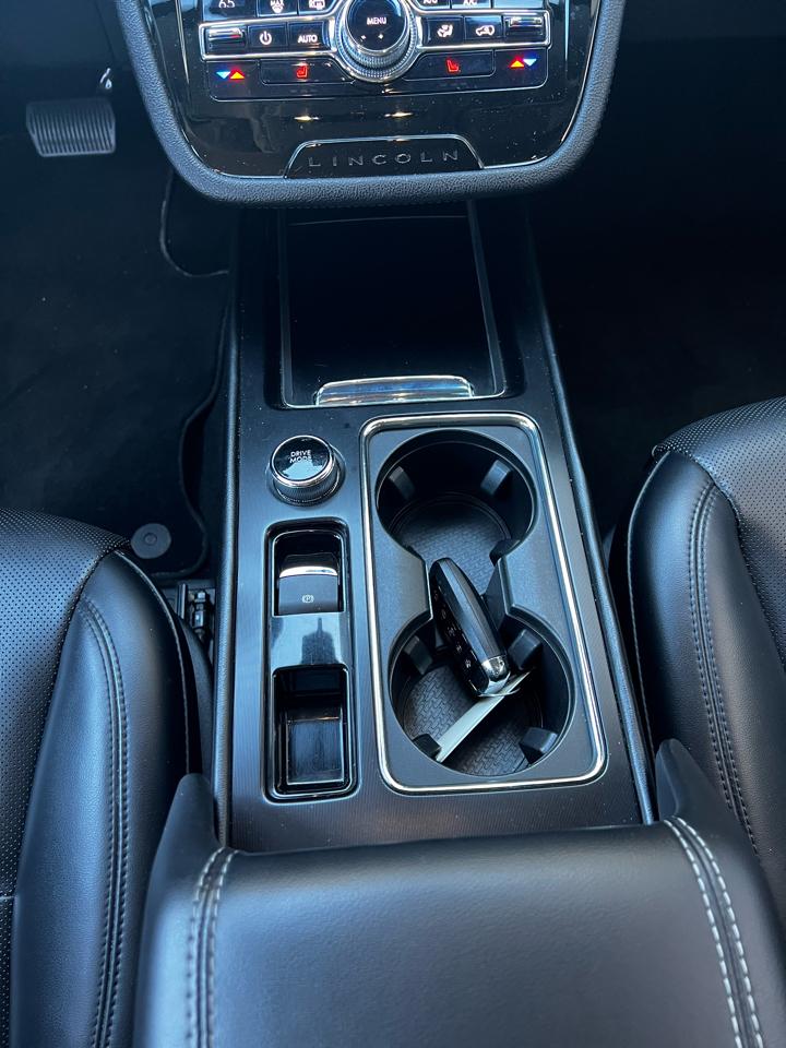 Lincoln Corsair  2020