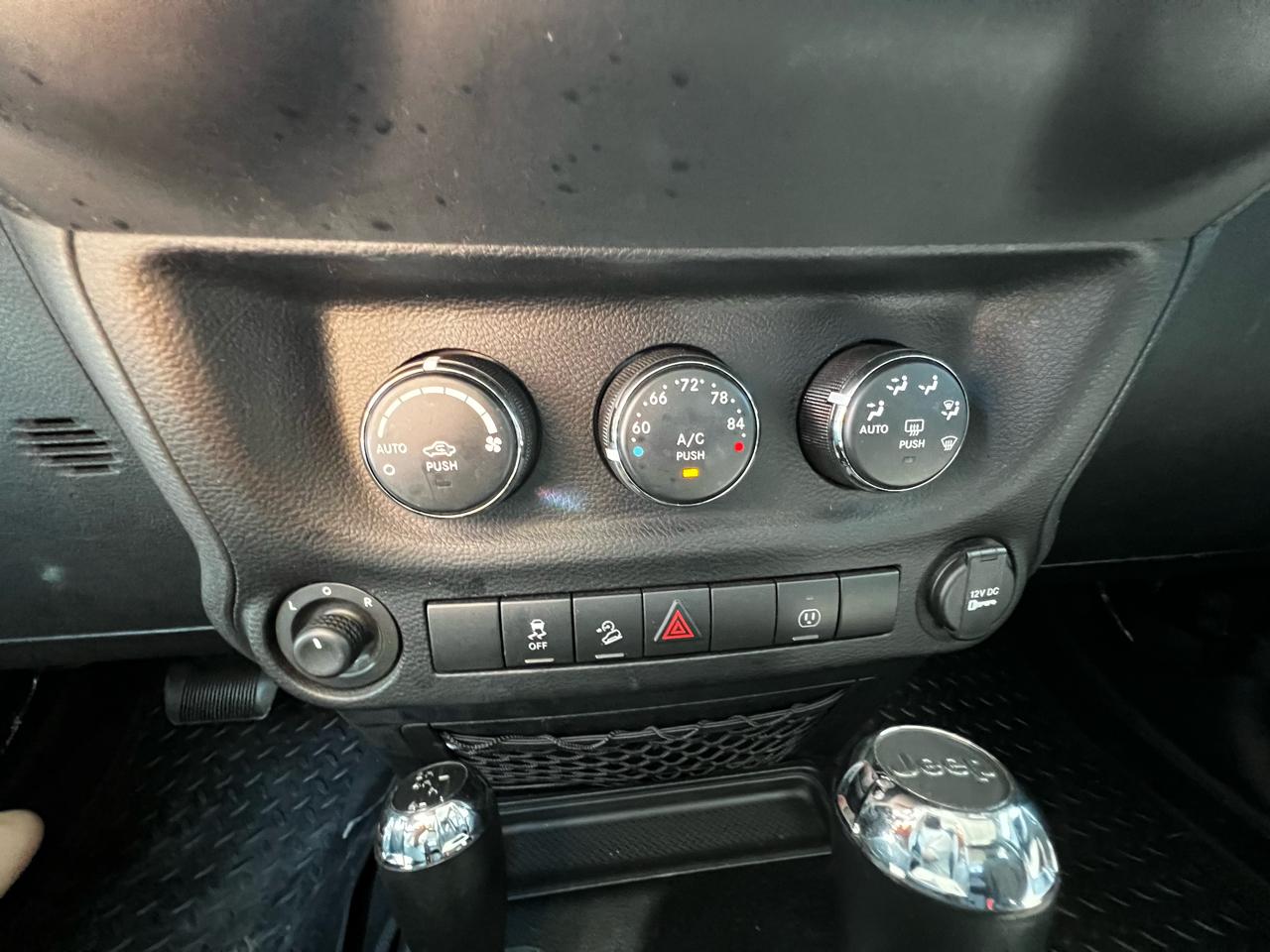 Jeep Wrangler  2013
