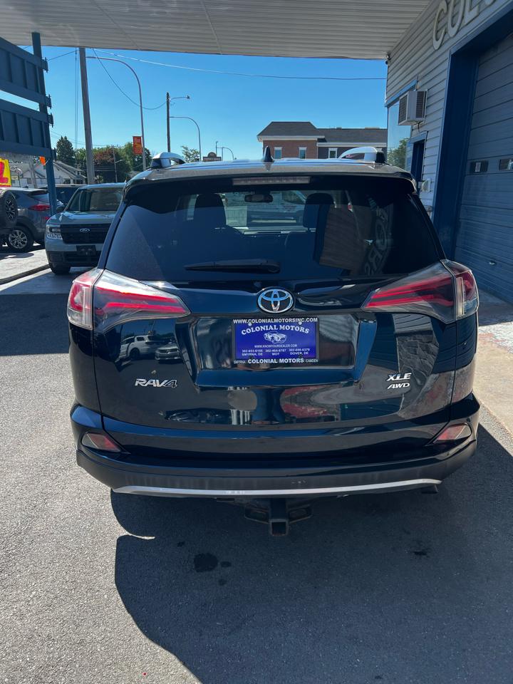 Toyota RAV4  2017