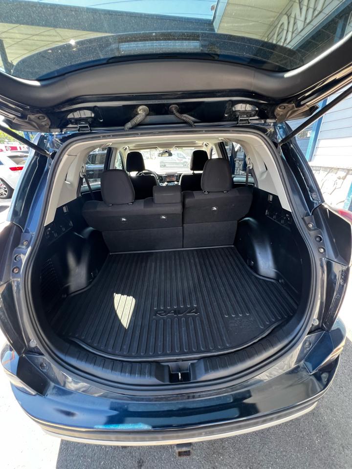 Toyota RAV4  2017
