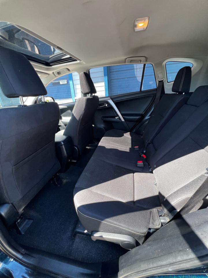 Toyota RAV4  2017