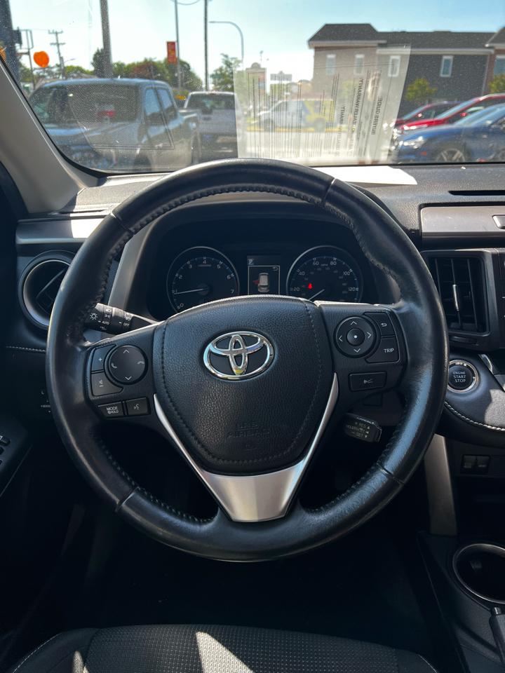 Toyota RAV4  2017