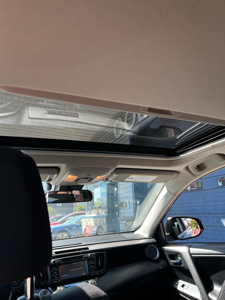 Toyota RAV4  2017