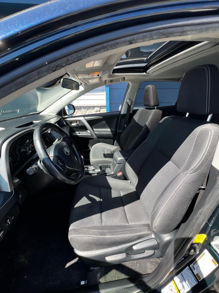 Toyota RAV4  2017