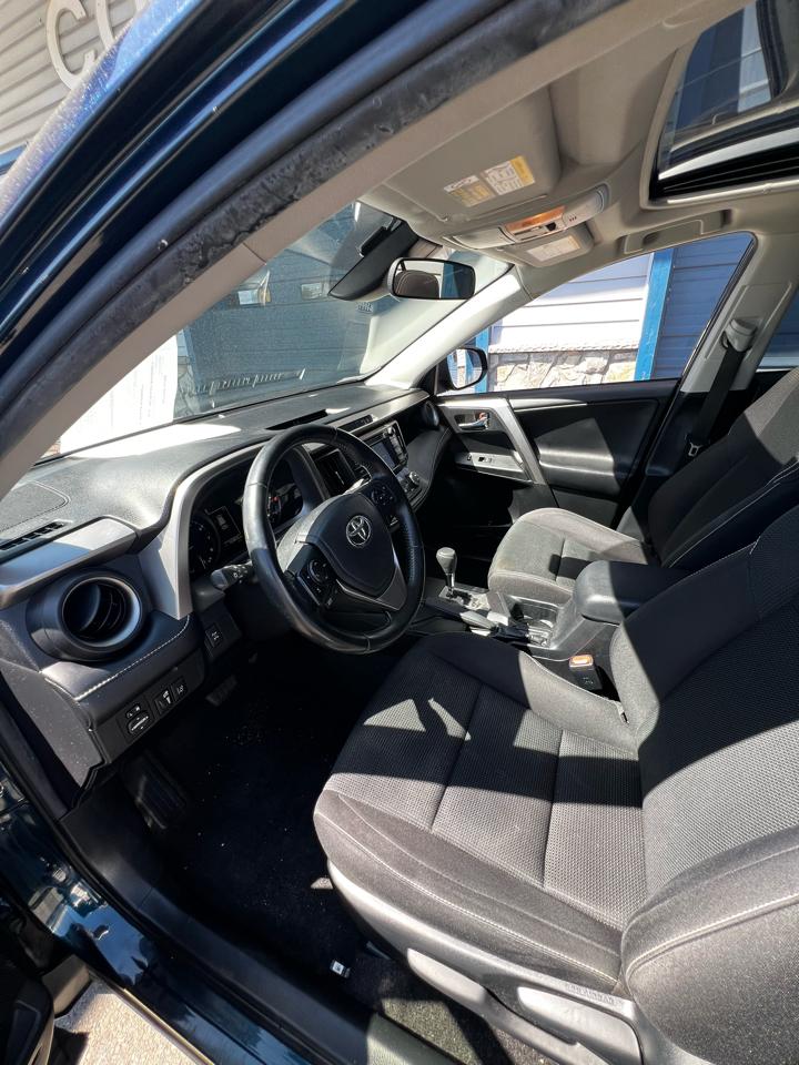 Toyota RAV4  2017
