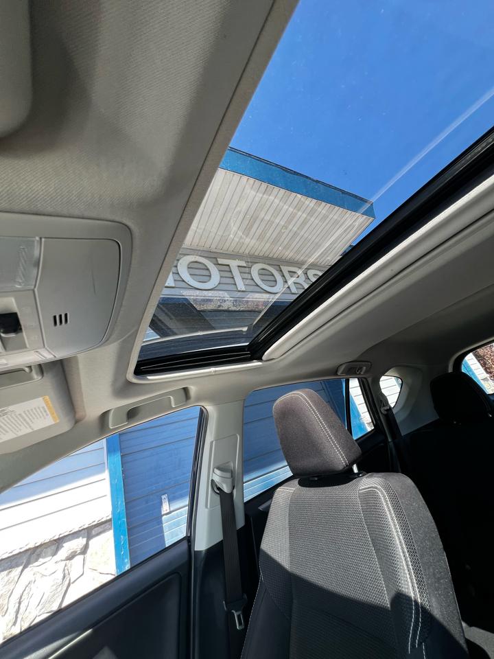Toyota RAV4  2017