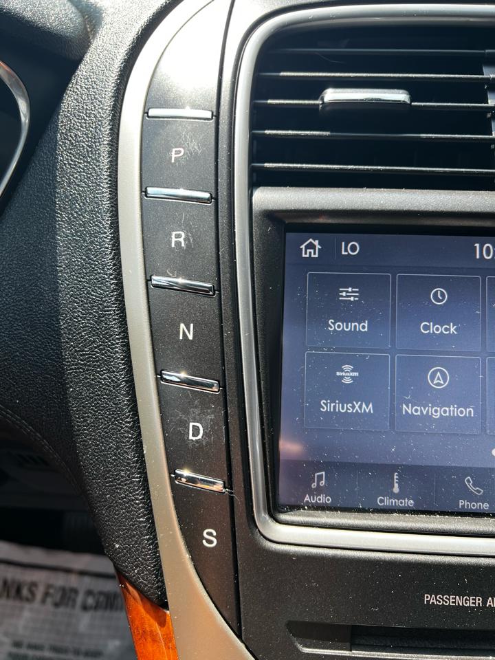 Lincoln Nautilus  2020