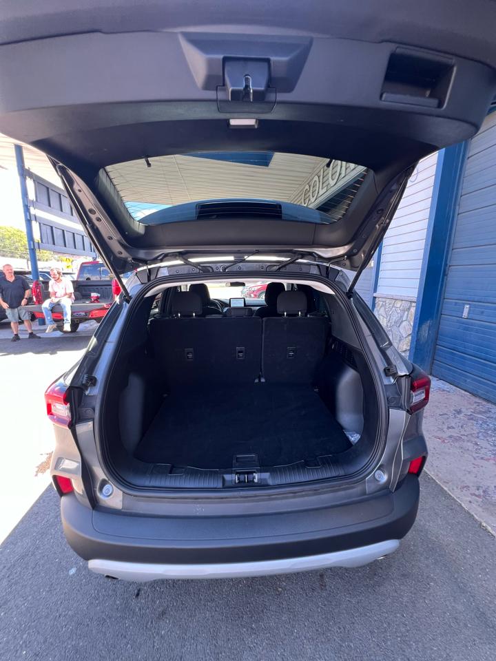 Ford Escape  2025