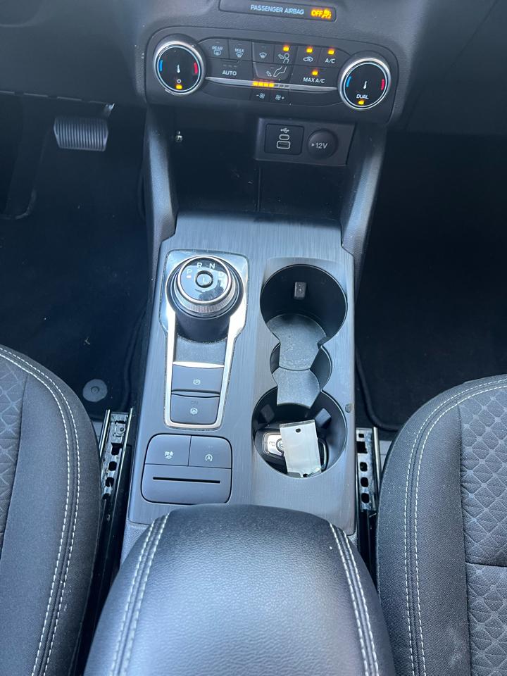 Ford Escape  2025