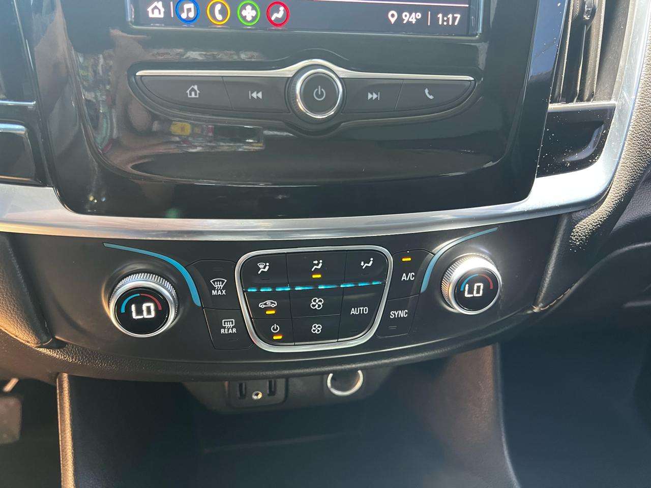 Chevrolet Traverse  2021