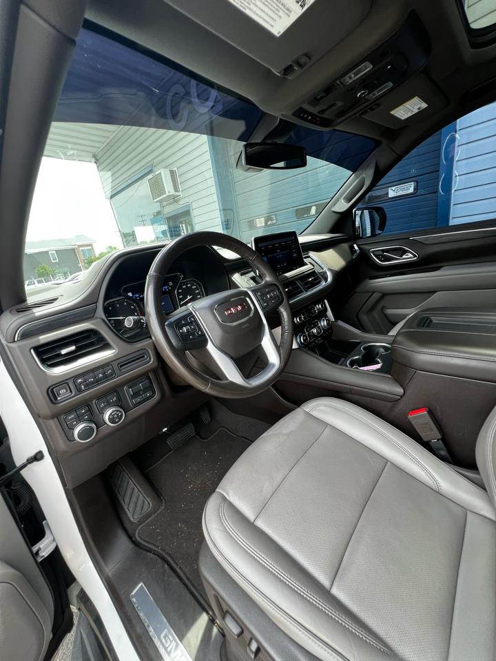 GMC Yukon  2021