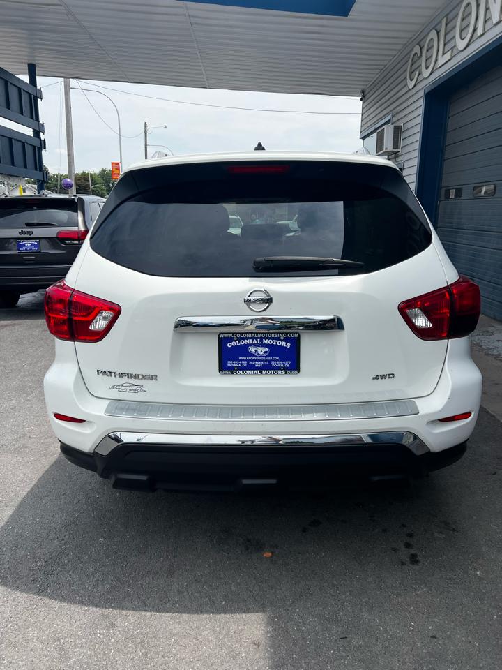 Nissan Pathfinder  2017