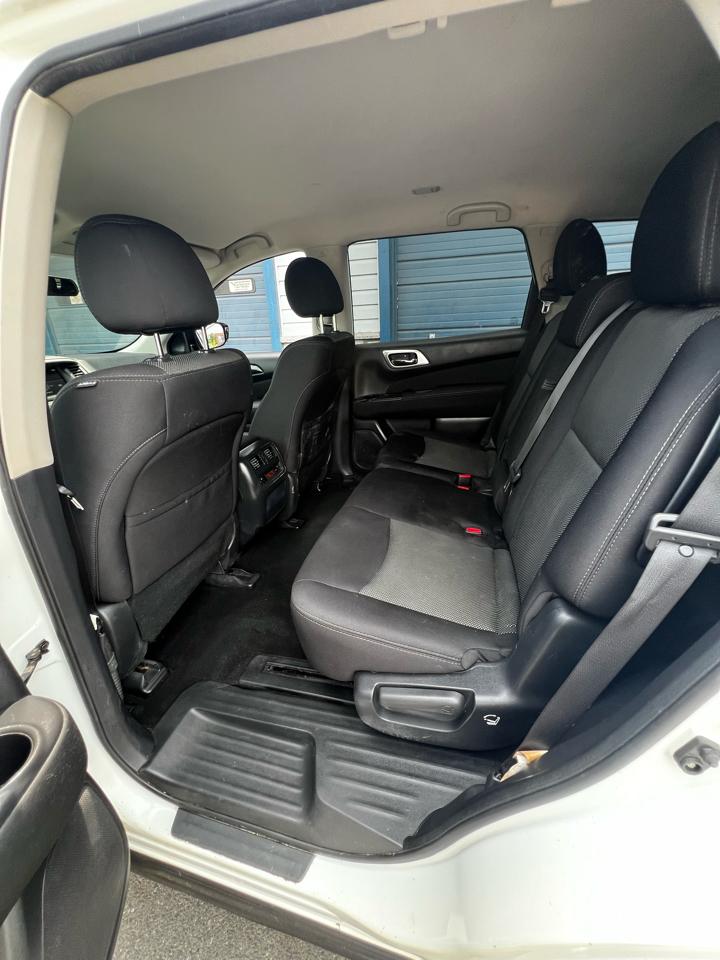 Nissan Pathfinder  2017