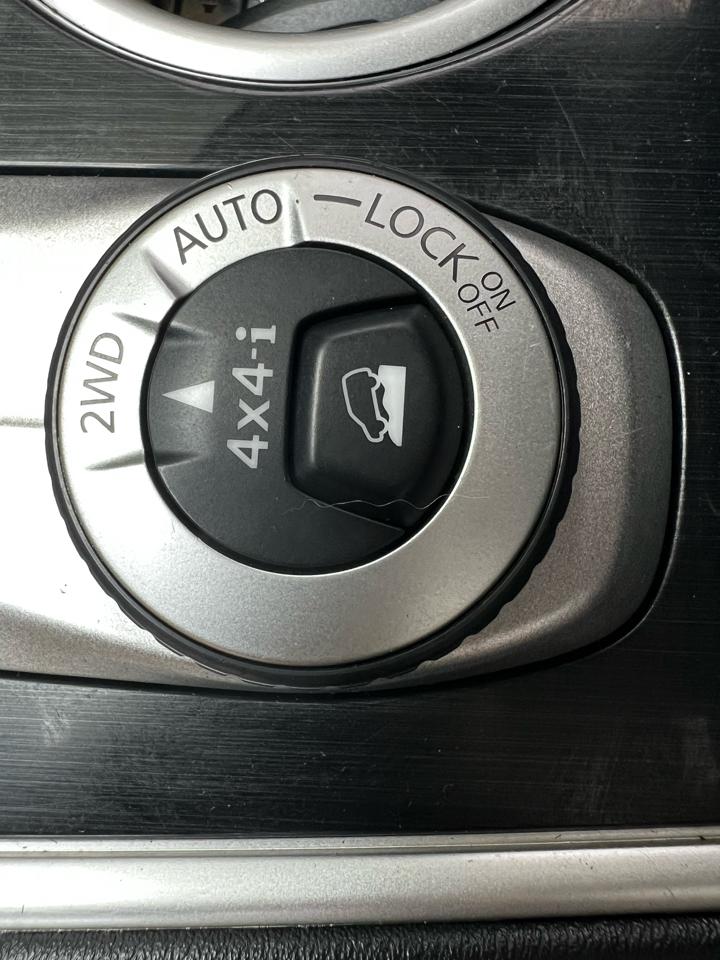 Nissan Pathfinder  2017