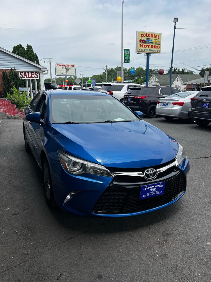 Toyota Camry  2017