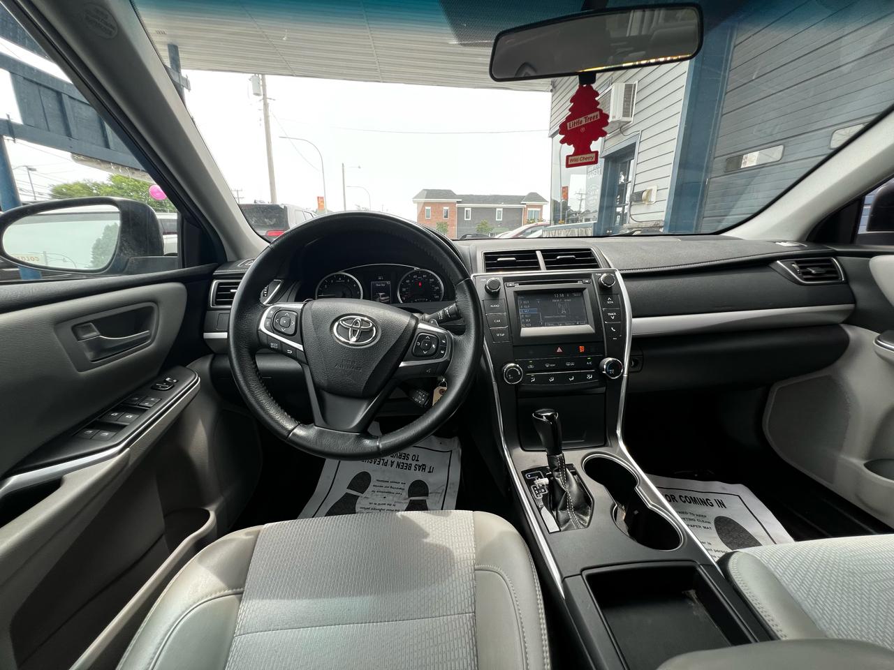 Toyota Camry  2017