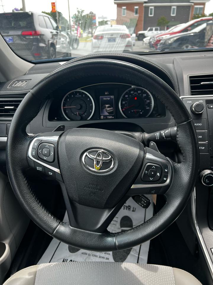 Toyota Camry  2017