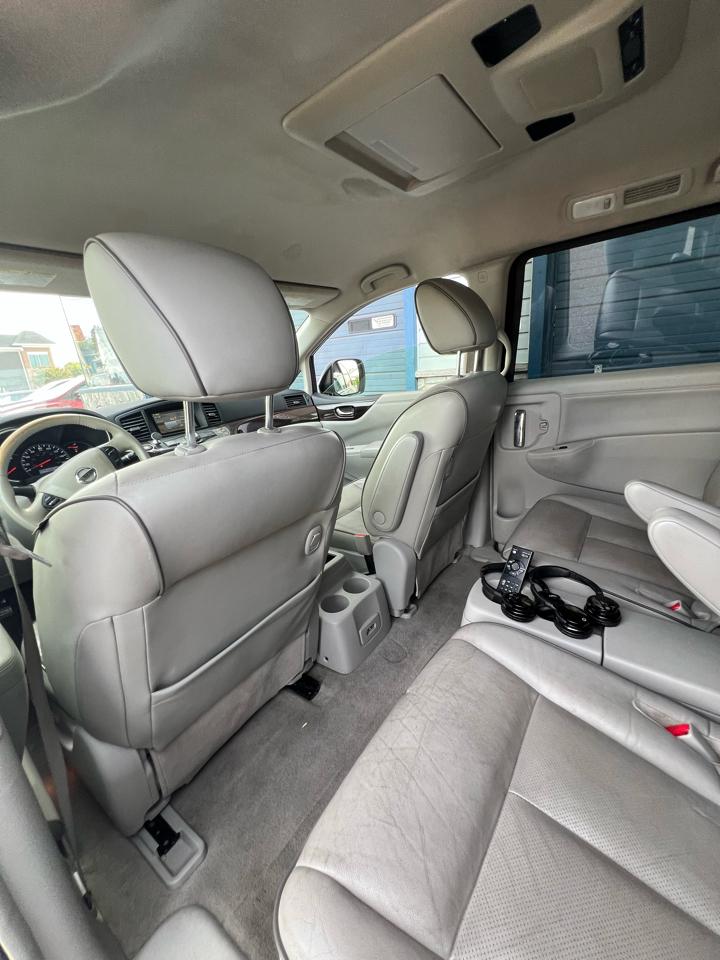 Nissan Quest  2014