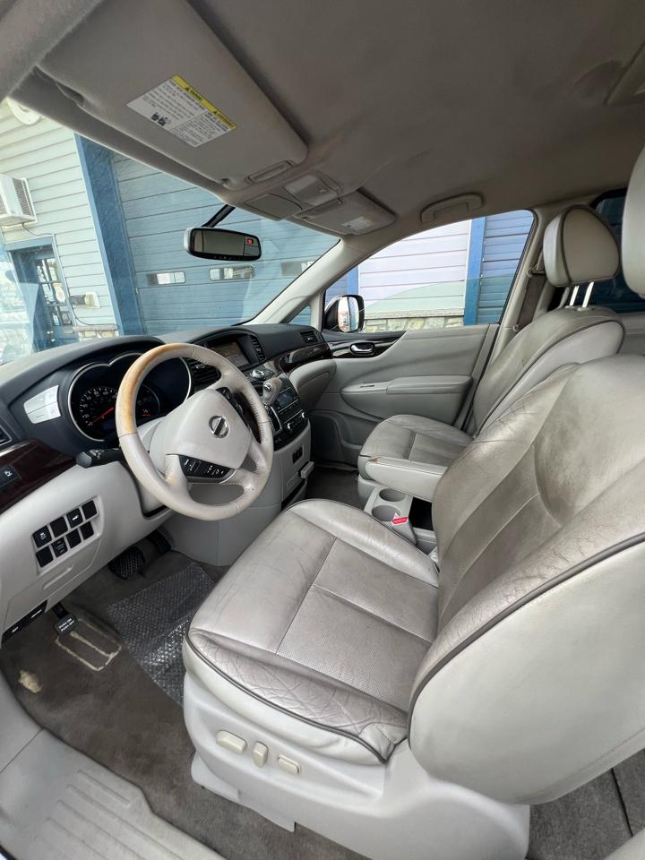 Nissan Quest  2014