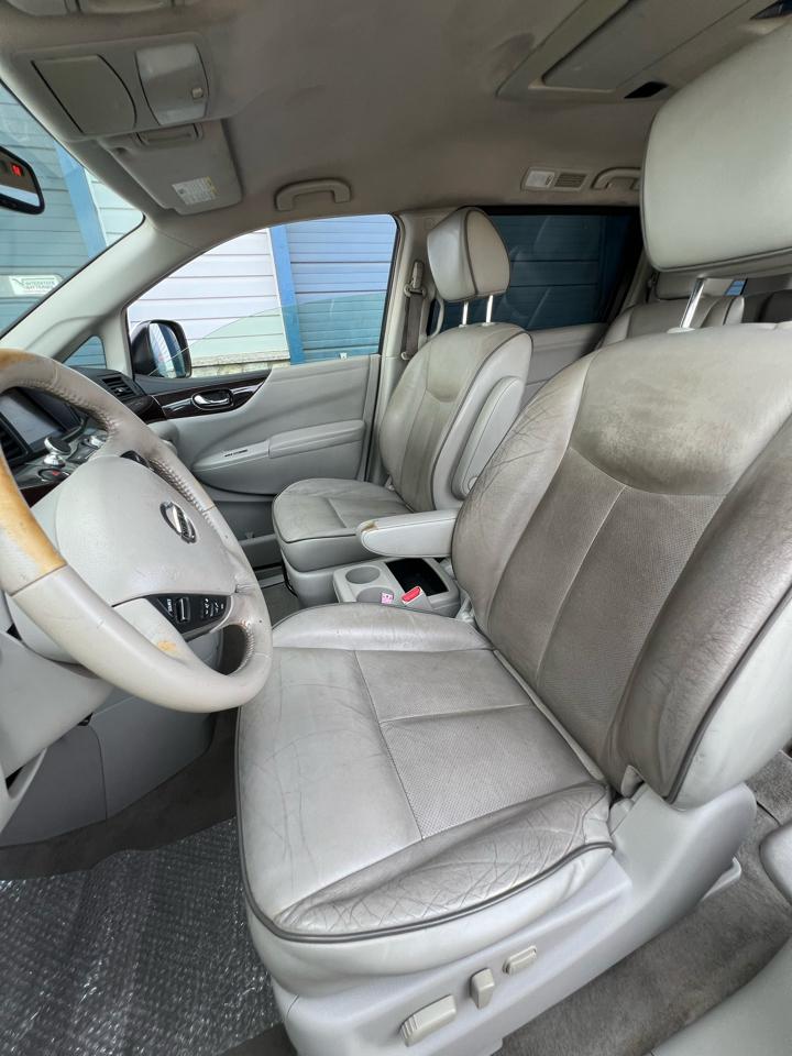 Nissan Quest  2014