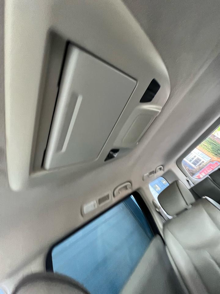 Nissan Quest  2014