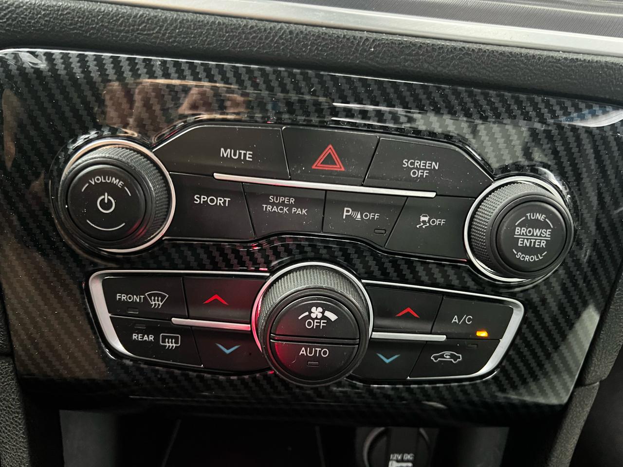 Dodge Charger  2019