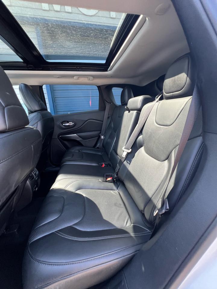 Jeep Cherokee  2020