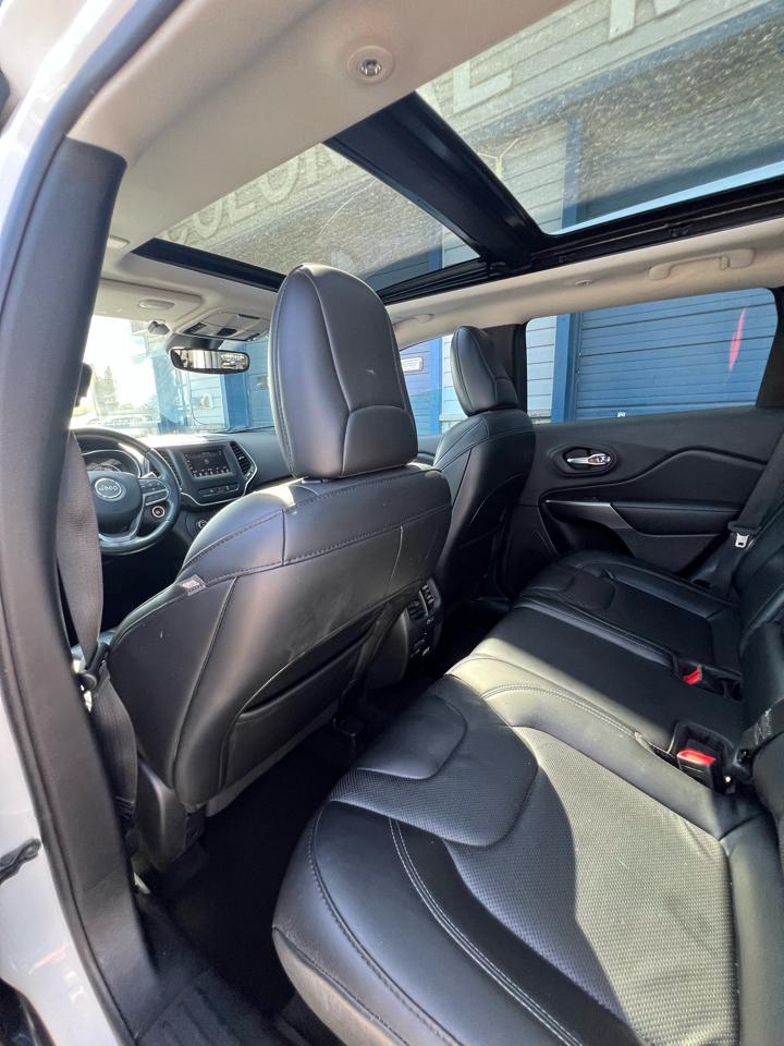 Jeep Cherokee  2020