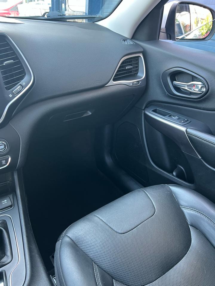 Jeep Cherokee  2020