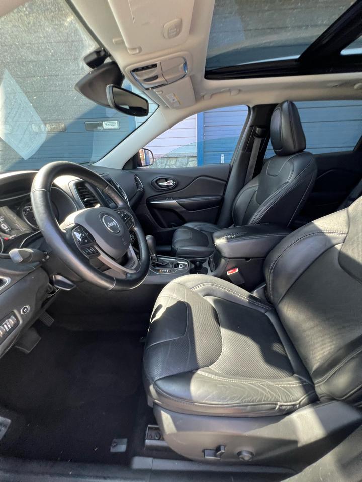 Jeep Cherokee  2020