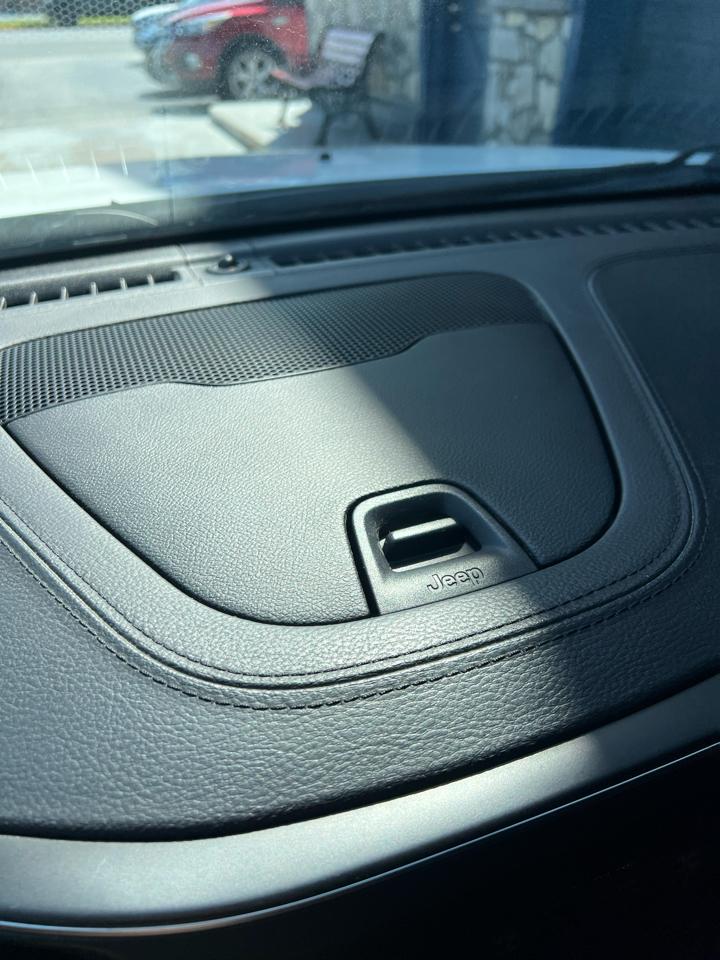 Jeep Cherokee  2020