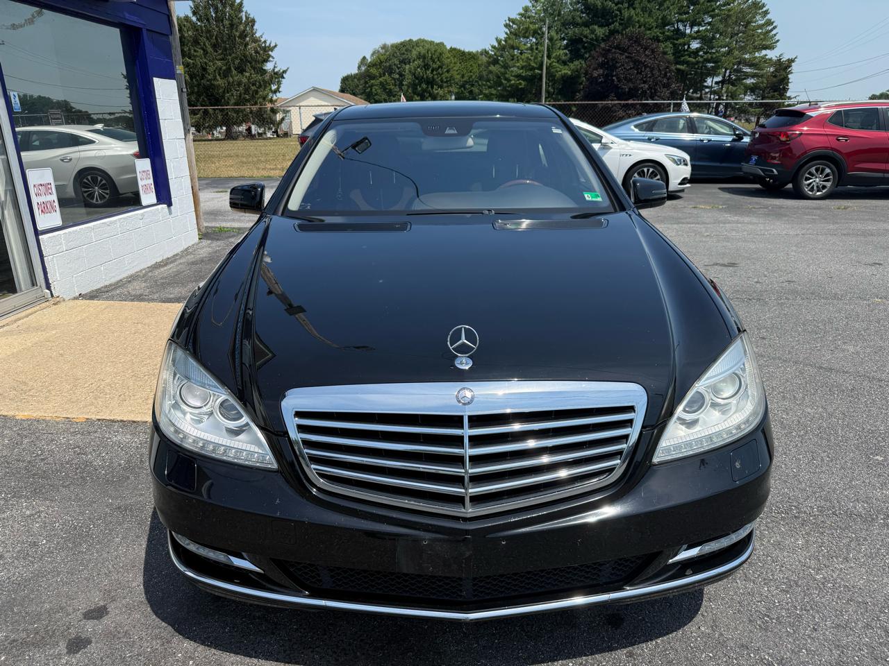 Mercedes-Benz S-Class  2011