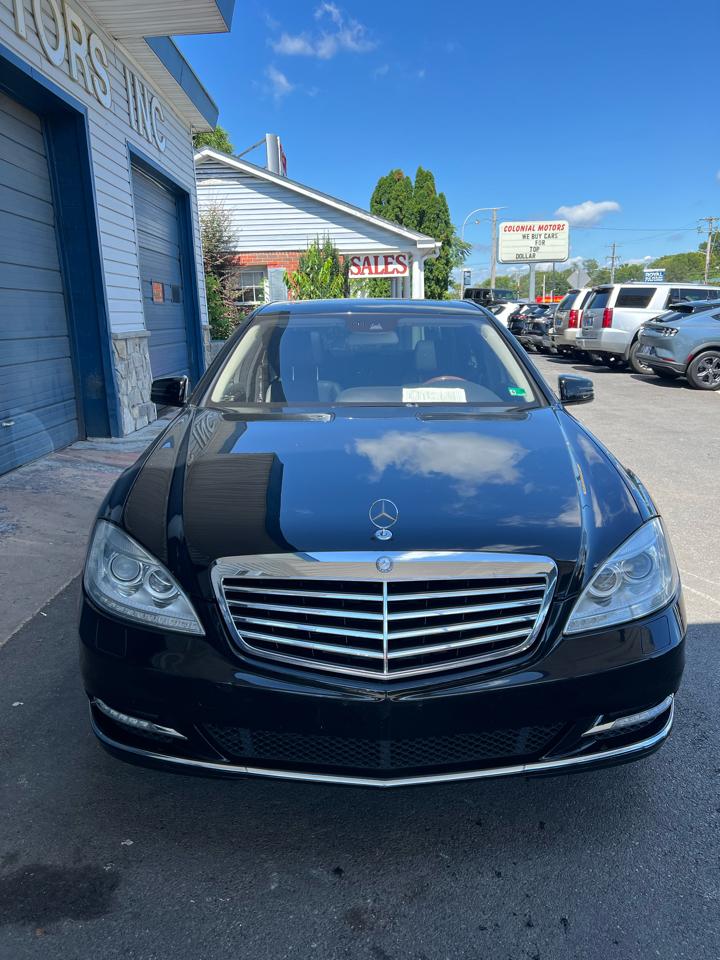 Mercedes-Benz S-Class  2011