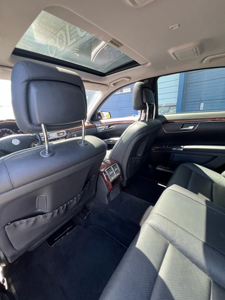 Mercedes-Benz S-Class  2011