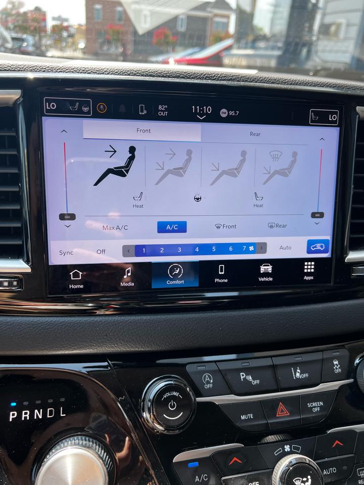 Chrysler Pacifica  2023
