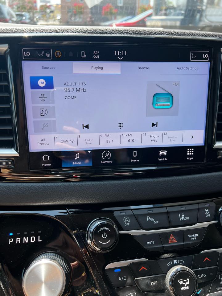 Chrysler Pacifica  2023