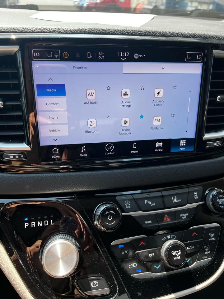 Chrysler Pacifica  2023